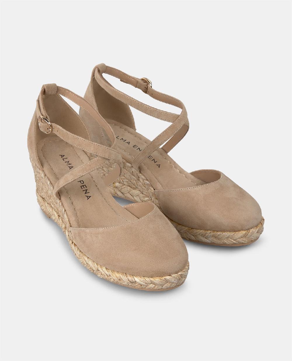 Alma en pena ZAPATO CUÑA TIRAS CRUZADAS En oferta