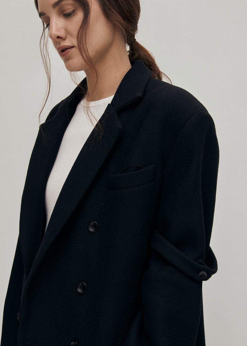 Alohas Amber Black Blazer Solo queda un día