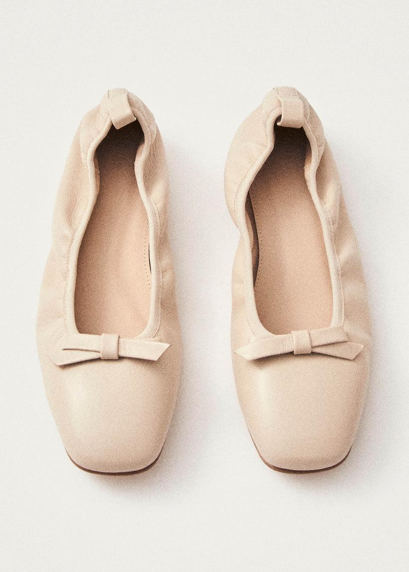 Alohas Freya Bailarinas de Piel Color Crema Grandes ahorros
