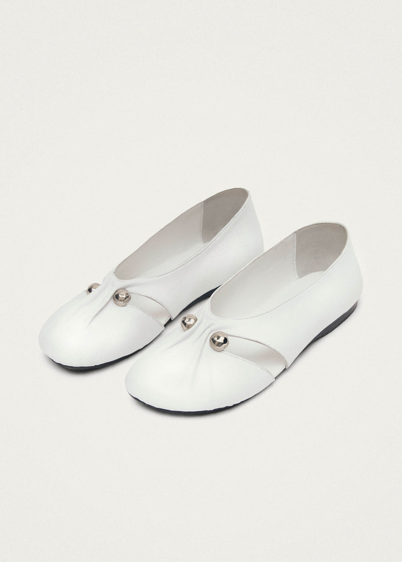 Alohas Ravena White Leather Ballet Flats Libre de impuestos