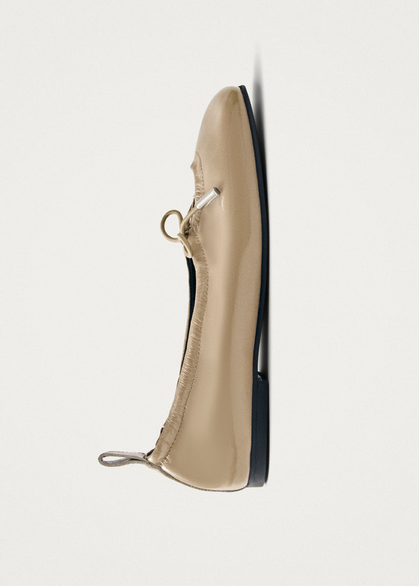Alohas Rosalind Onix Bailarinas de Cuero Beige Oferta exclusiva