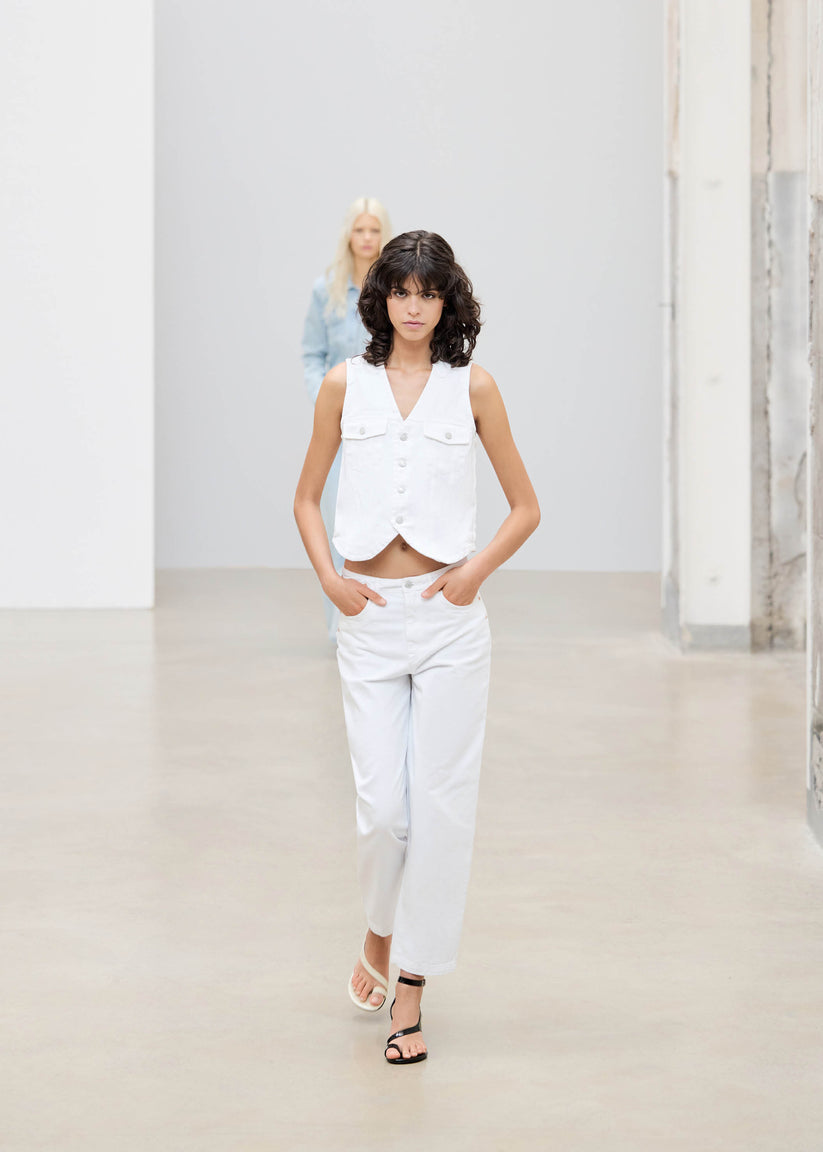 Alohas Lorenza Pantalones de Mezclilla Blancos Oferta especial