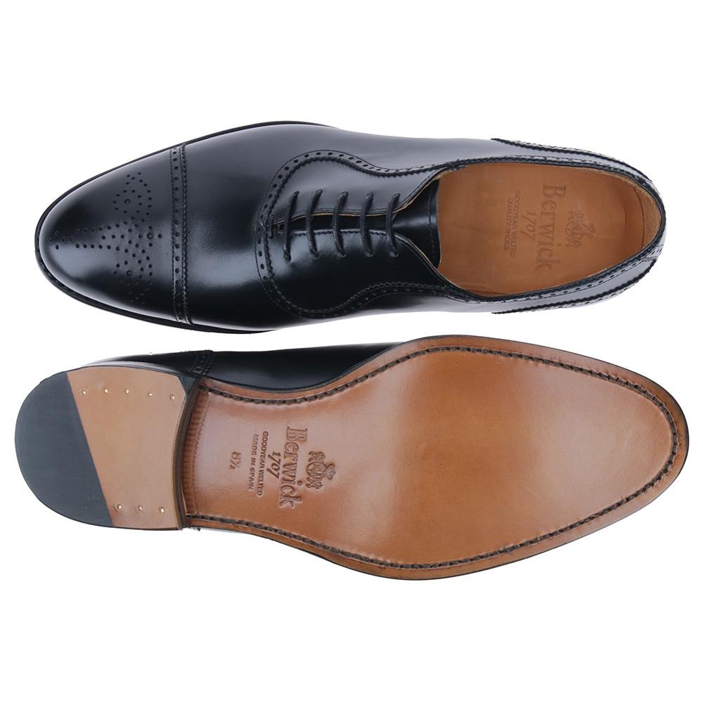 Berwick 1707 2509-K1 BOX CALF NEGRO Devoluciones gratuitas
