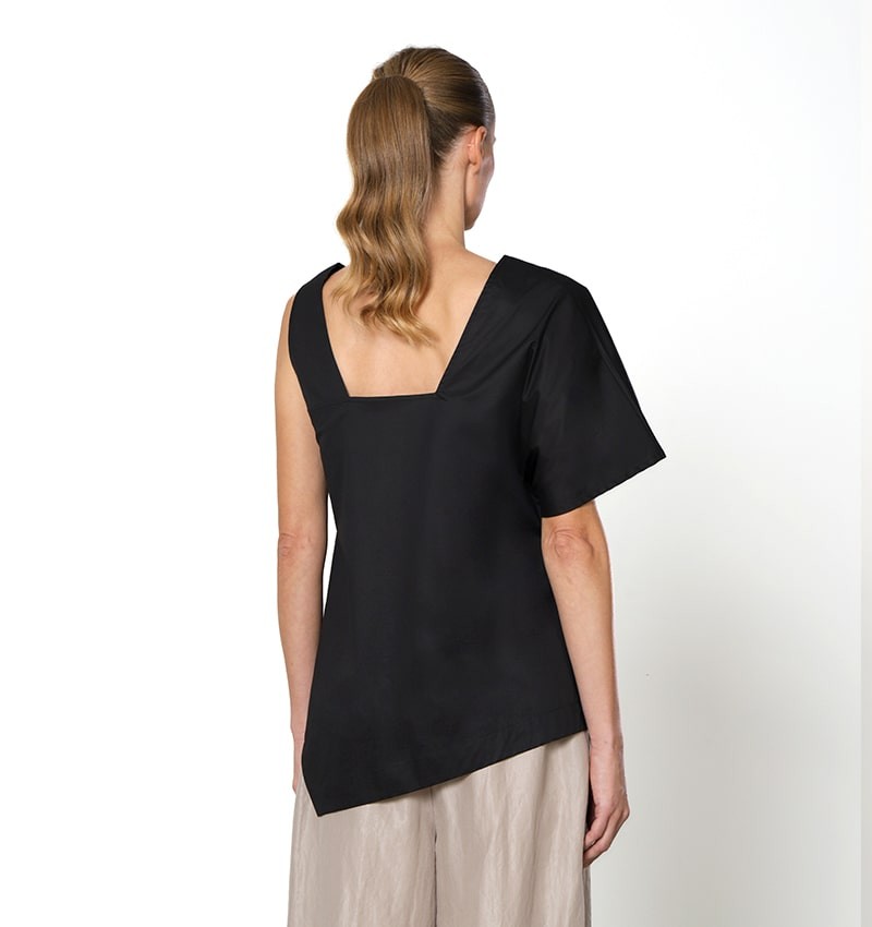 Chie mihara TOP TUNDE NEGRO Ahorra y exporta