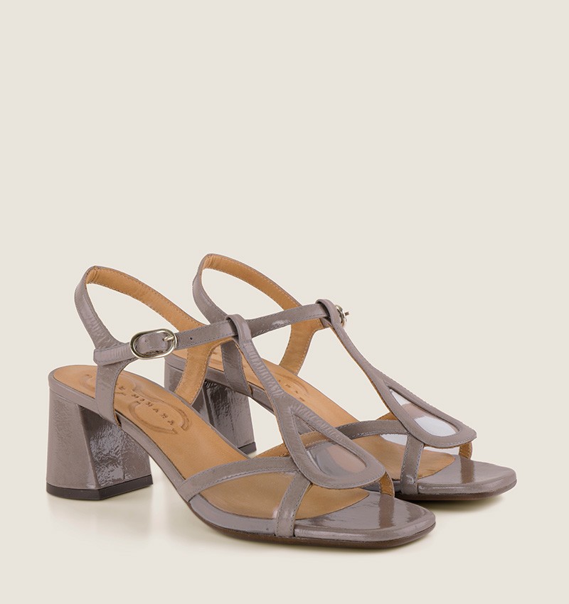 Chie mihara RYONA GREY En oferta