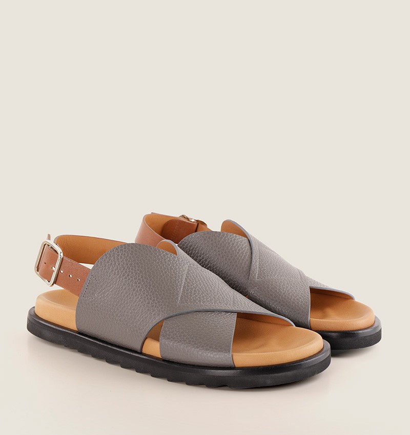 Chie mihara YANETI GREY Liquidación