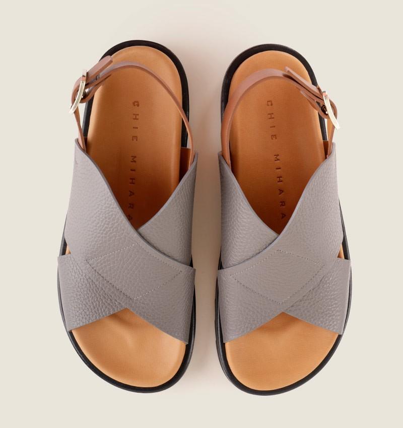 Chie mihara YANETI GREY Liquidación