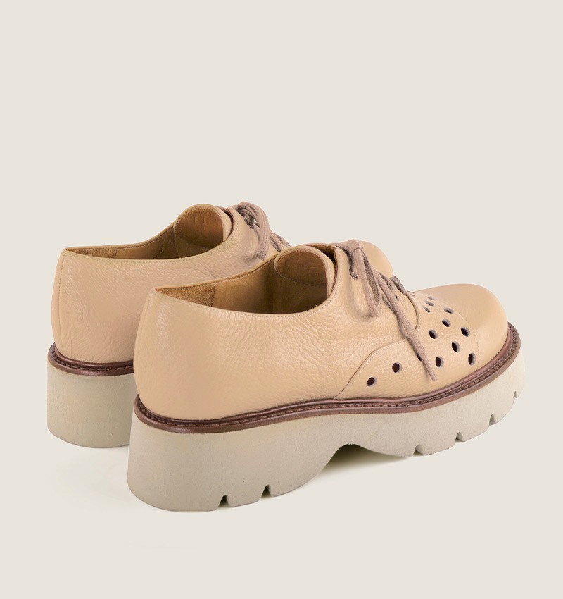Chie mihara XUVASCO LIGHT BROWN En oferta
