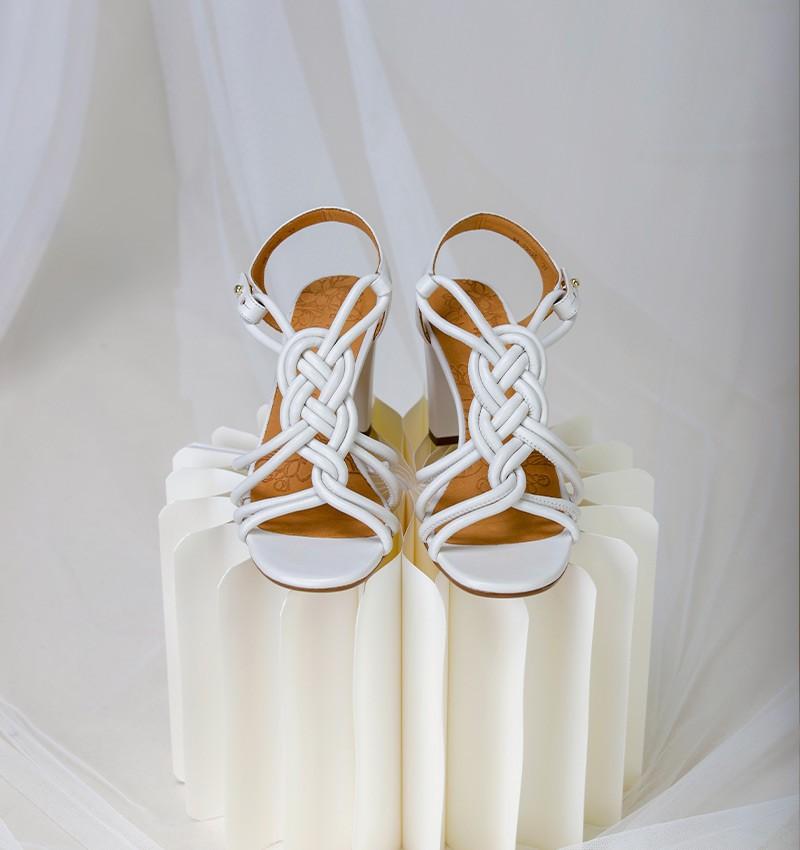 Chie mihara BRI-BANE OFF-WHITE Grandes ahorros