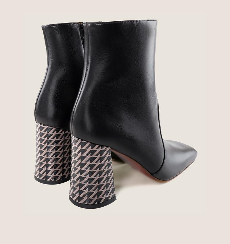 Chie mihara OYSI BLACK & WHITE Outlet online