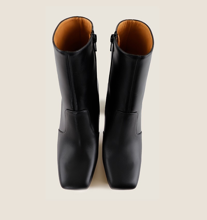Chie mihara OYSI BLACK & WHITE Outlet online