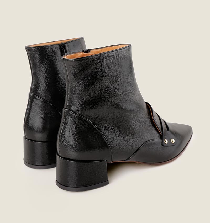 Chie mihara JEYBO BLACK En oferta