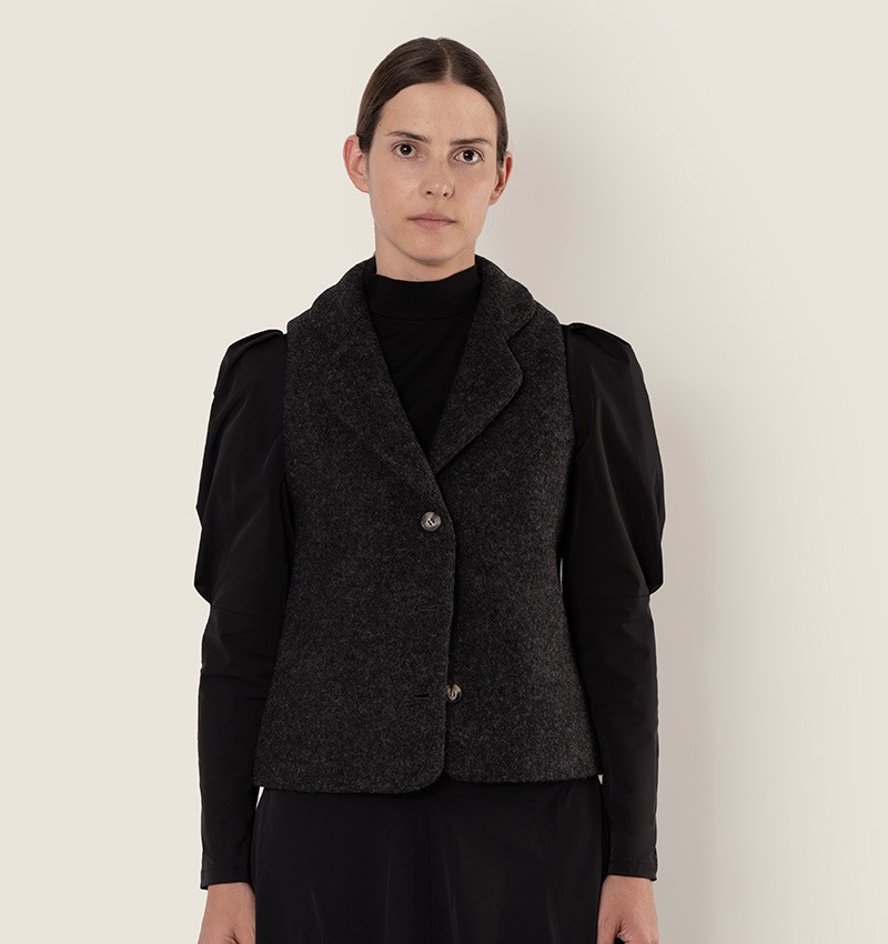 Chie mihara CHALECO VIVIAN NEGRO Tienda