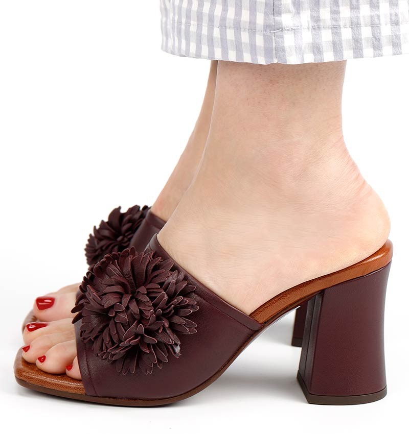 Chie mihara PEBA GRAPE Ahorra y exporta
