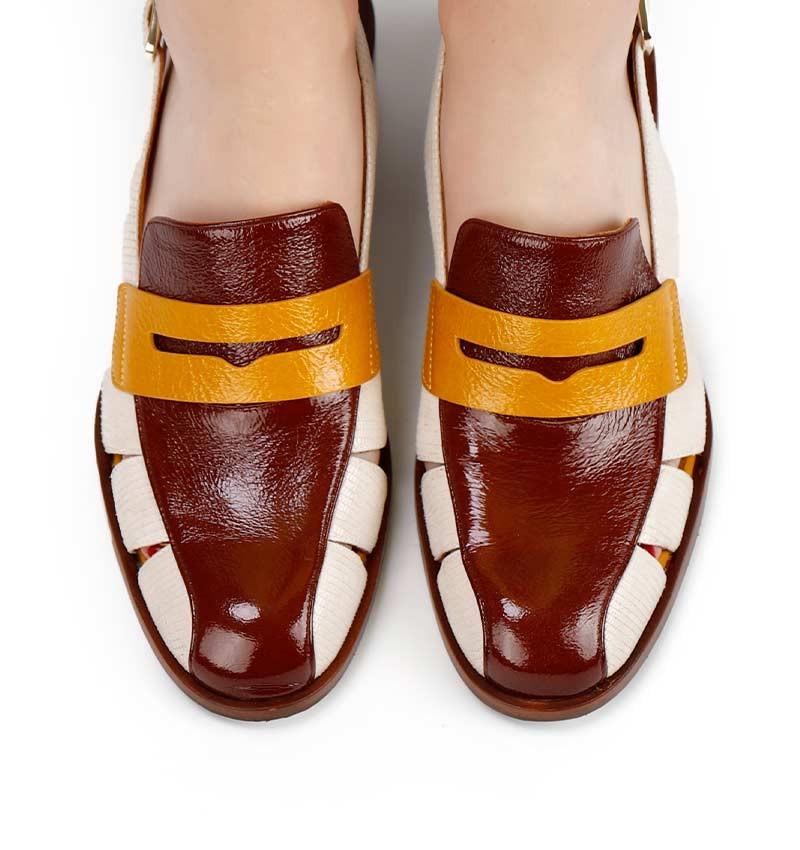 Chie mihara SENDAL WHITE AND BROWN Grandes ahorros
