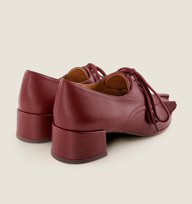 Chie mihara JACKSON GRAPE Ahorra y exporta