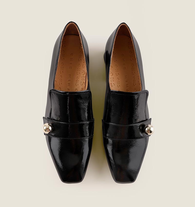 Chie mihara HELLIN BLACK En oferta