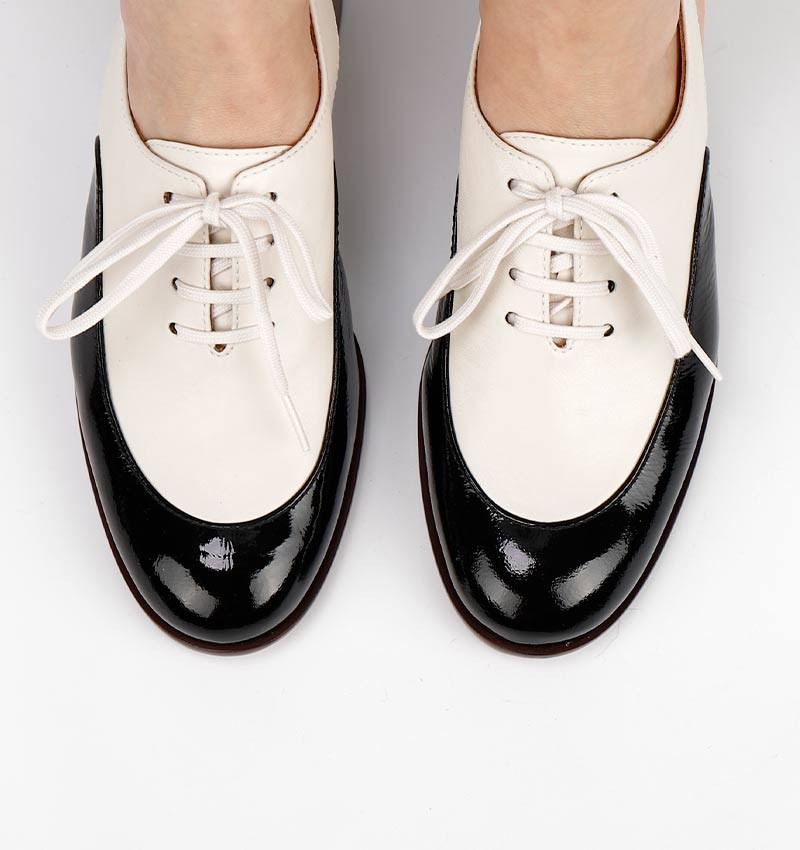 Chie mihara SABOR BLACK & WHITE Ahorra y exporta
