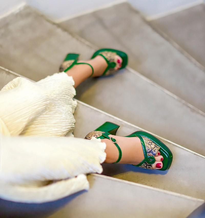 Chie mihara ZEILA GREEN