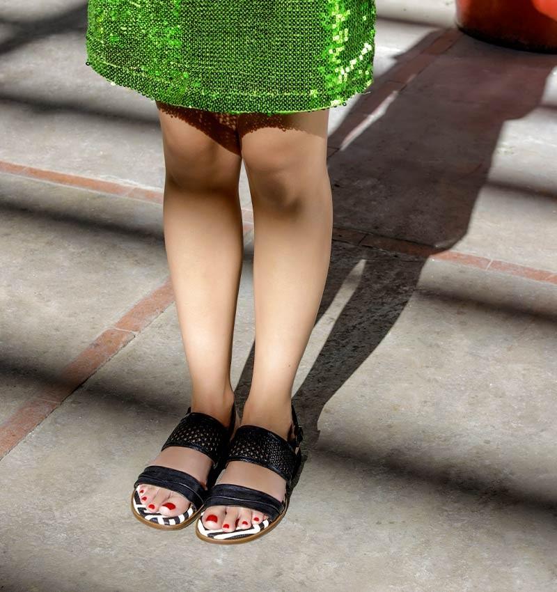 Chie mihara WAIMI BLACK