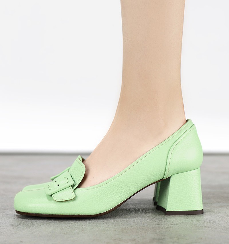 Chie mihara MOTOTA GREEN Ahorra y exporta