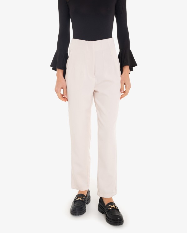 Cuplé PANTALÓN RECTO BEIGE CON PINZAS Descuentos del mes