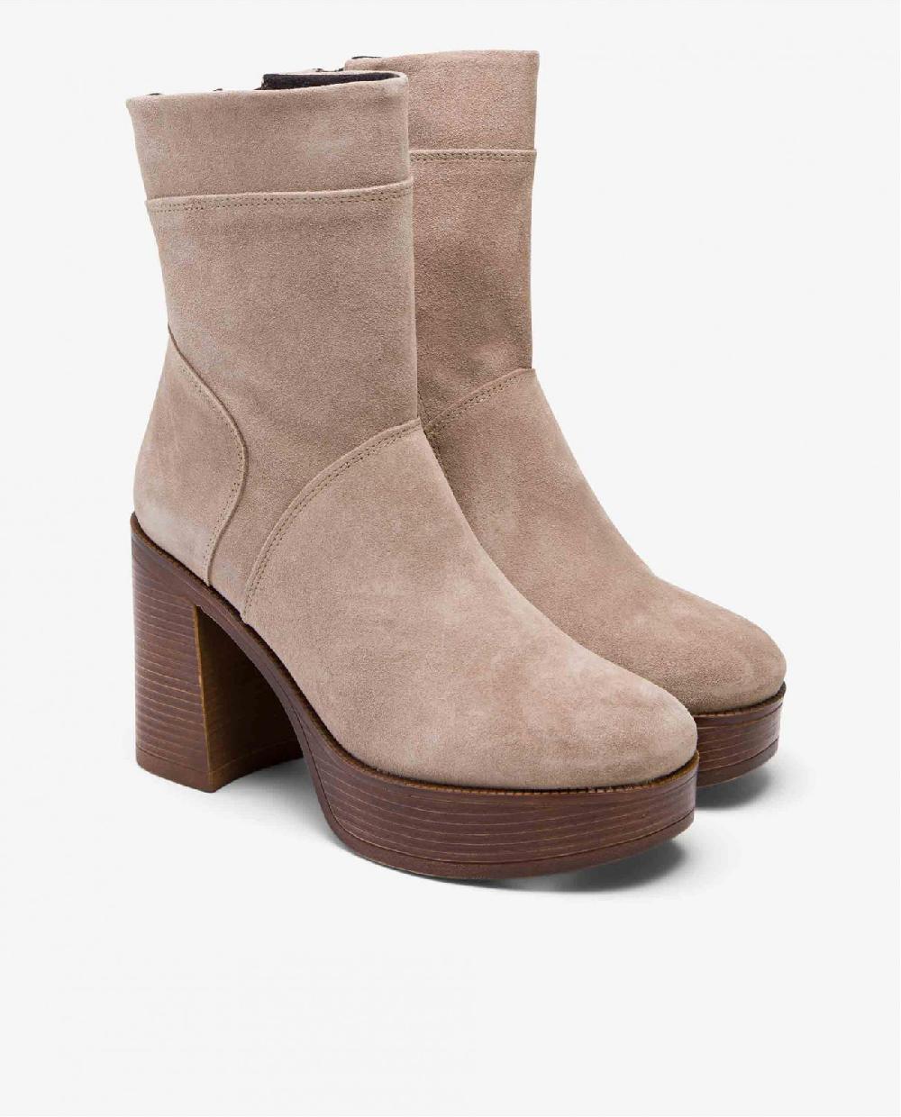 Cuplé BOTÍN BEIGE DE SERRAJE CON PLATAFORMA Y TACÓN ANCHO Rebajas