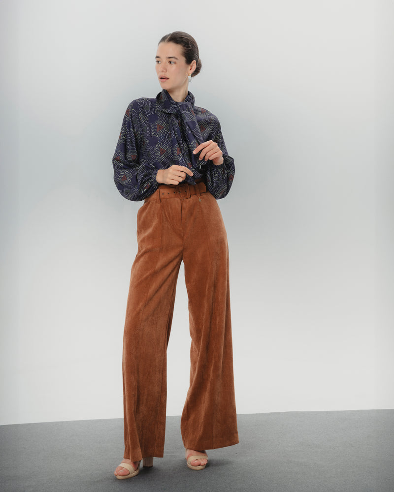 Dolores promesas Pantalón de pana Andrea Ahorra y exporta