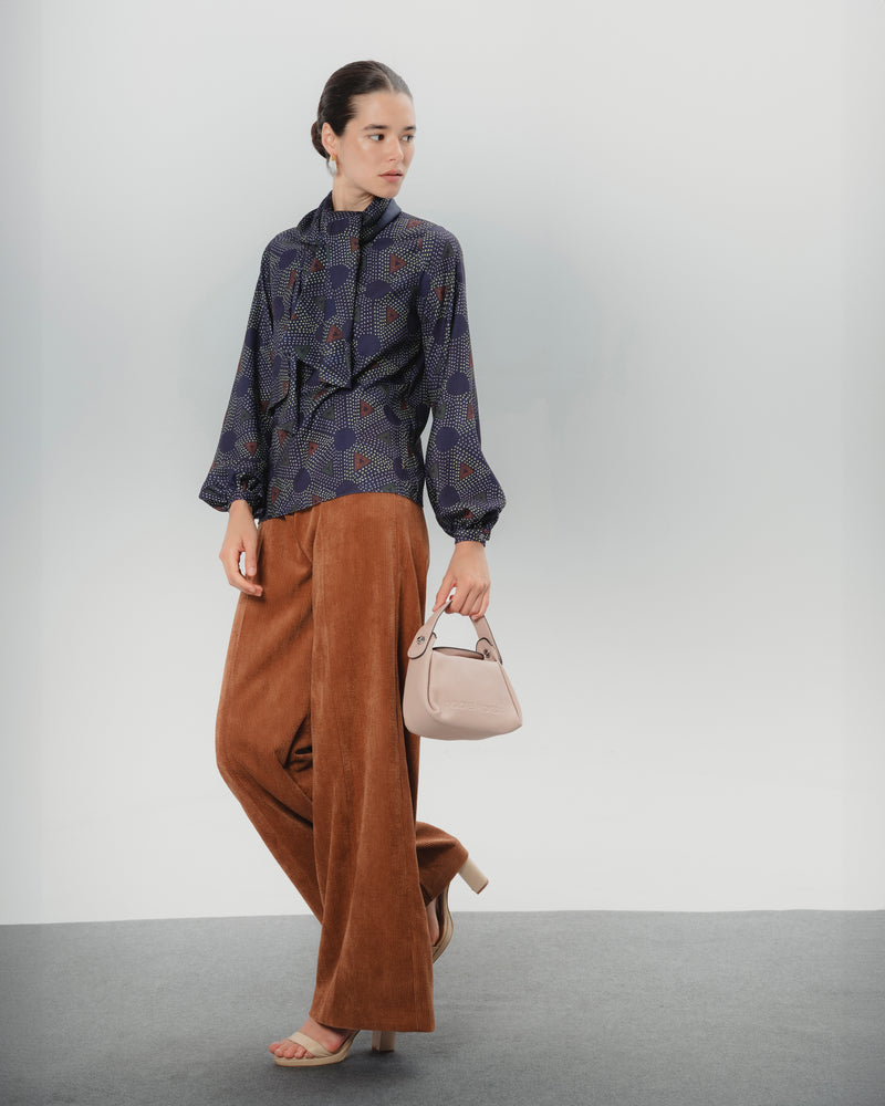 Dolores promesas Pantalón de pana Andrea Ahorra y exporta
