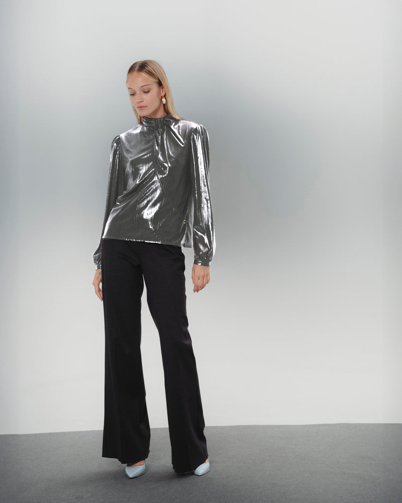 Dolores promesas Blusa plateada Emilia En oferta