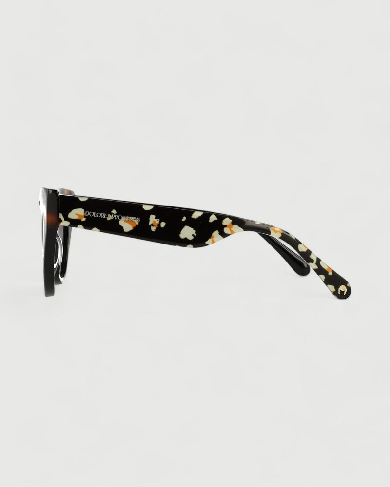 Dolores promesas Gafa con tendencia a cat eye negra habana y estampado Rebajas de fin de temporada