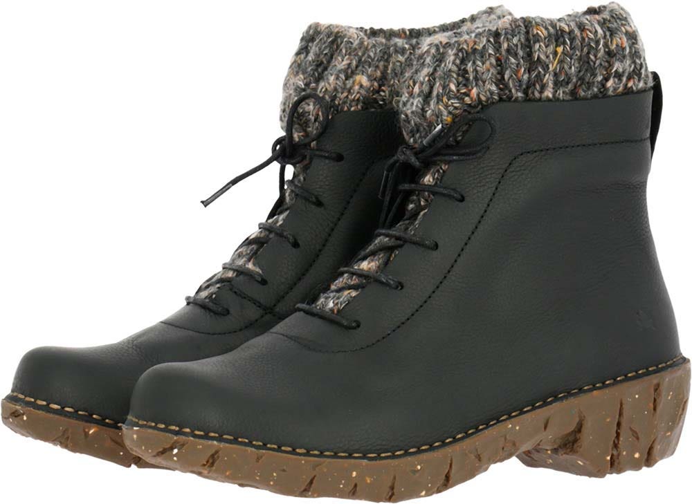 El naturalista NG61 SOFT GRAIN BLACK / YGGDRASIL Outlet