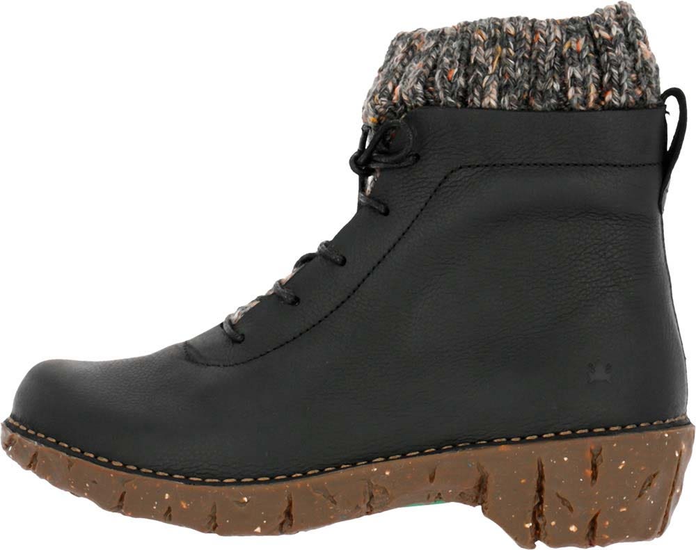 El naturalista NG61 SOFT GRAIN BLACK / YGGDRASIL Outlet