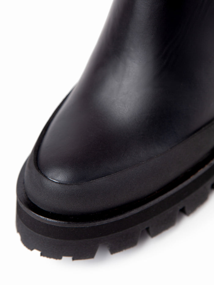 Equitare RAI - Napa Seda Negro Promoción trimestral