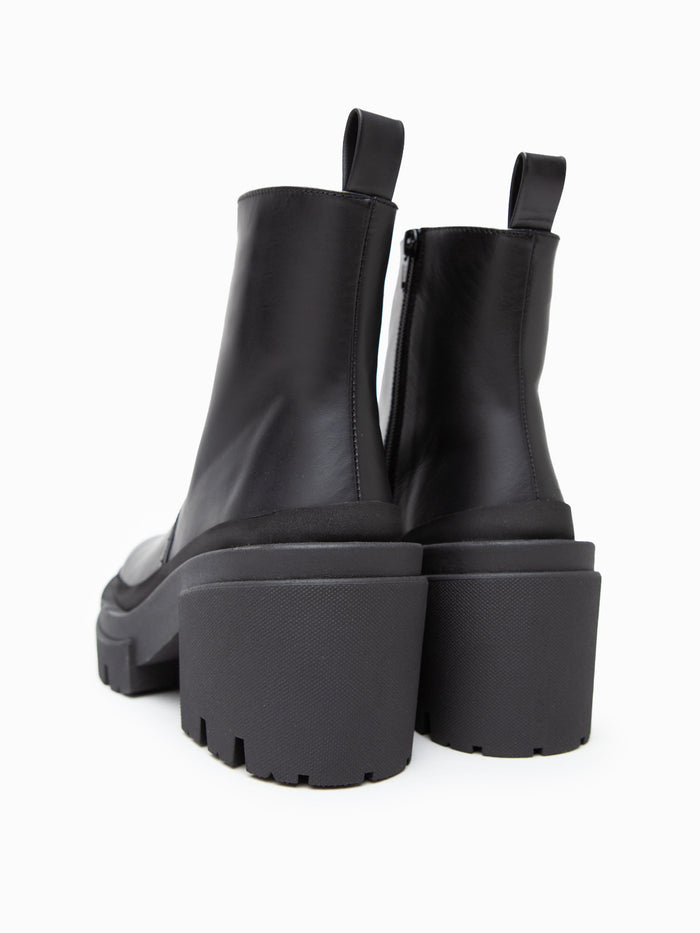 Equitare NORA - Camus Negro Grandes ahorros