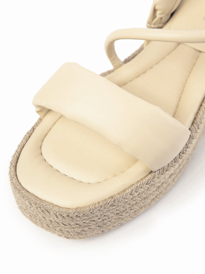 Equitare KINGA - Crema Florencia COMPRAR AHORA