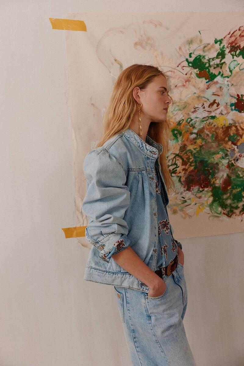 Hoss intropia Blanca. Chaqueta bomber denim | Kimonos y Chaquetas de mujer | Hoss Intropia Grandes descuentos