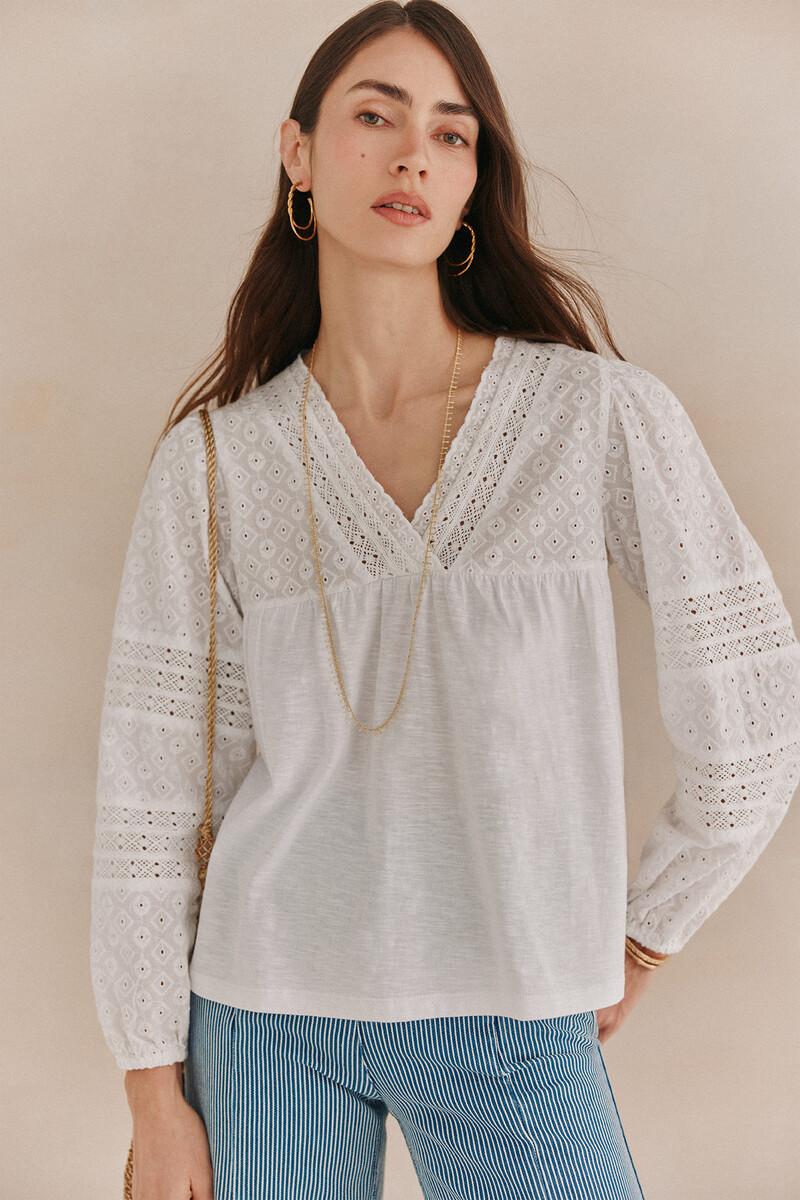Hoss intropia Felicidad. Camiseta bordada | Camisetas y tops de mujer | Hoss Intropia Rebajas top
