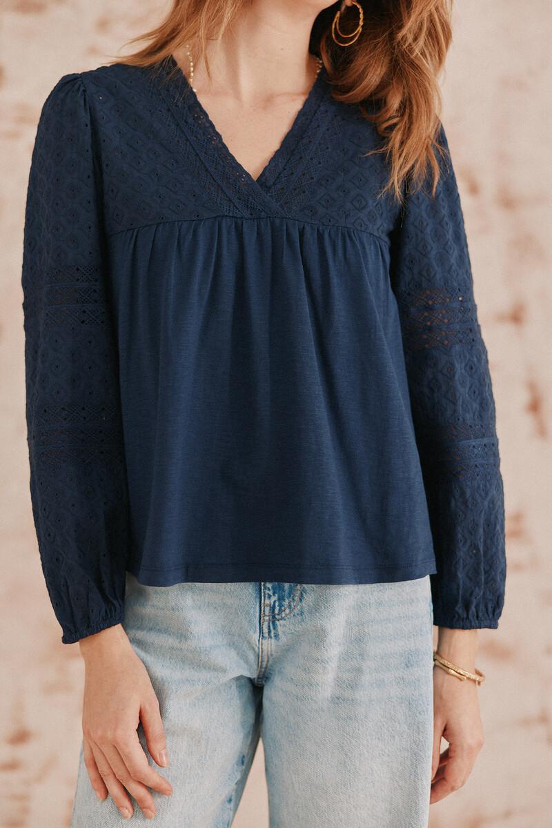 Hoss intropia Felicidad. Camiseta bordada | Camisetas y tops de mujer | Hoss Intropia Envío gratis