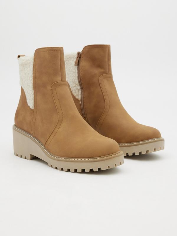 In side Botines con cuña y borreguillo Limitado a 3 días