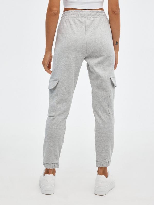 In side Pantalón jogger cargo multibolsillos ÚLTIMAS EDICIONES