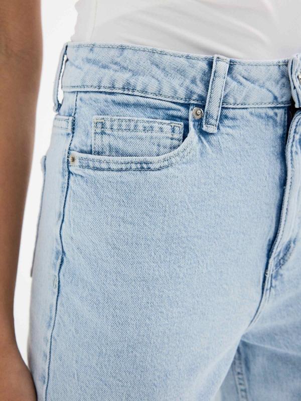 In side Jeans mom azul claro Limitado a 3 días
