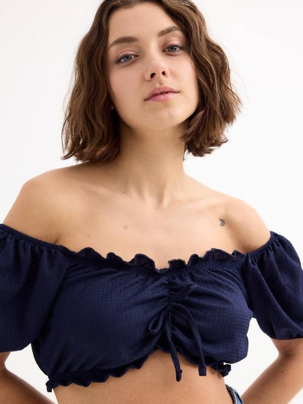 In side Camiseta crop lazo Precios de Black Friday