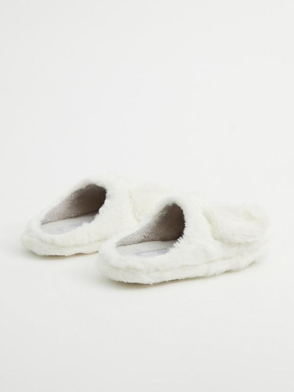 In side Zapatillas peluche conejito Envío gratis