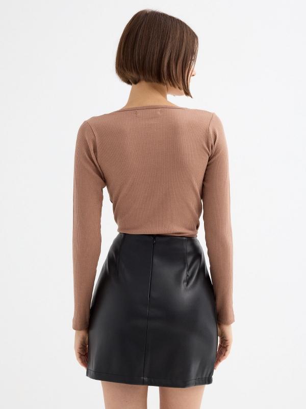 In side Falda mini efecto piel con abertura En línea