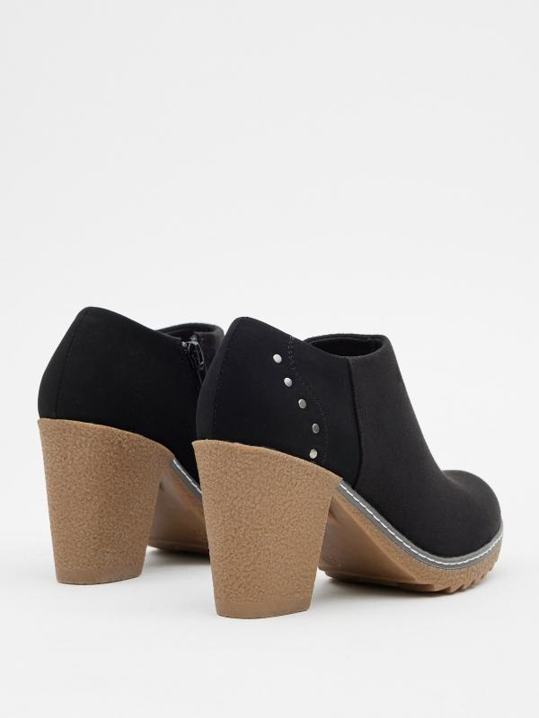 In side Zapatos tacón con tachas Rebajas