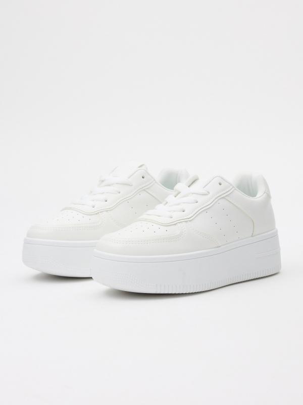 In side Zapatillas bajas con plataforma blancas Solo hoy