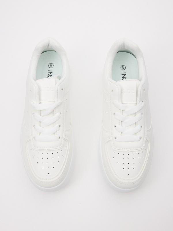 In side Zapatillas bajas con plataforma blancas Solo hoy