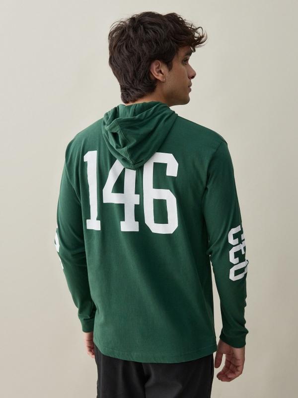 In side Camiseta college capucha