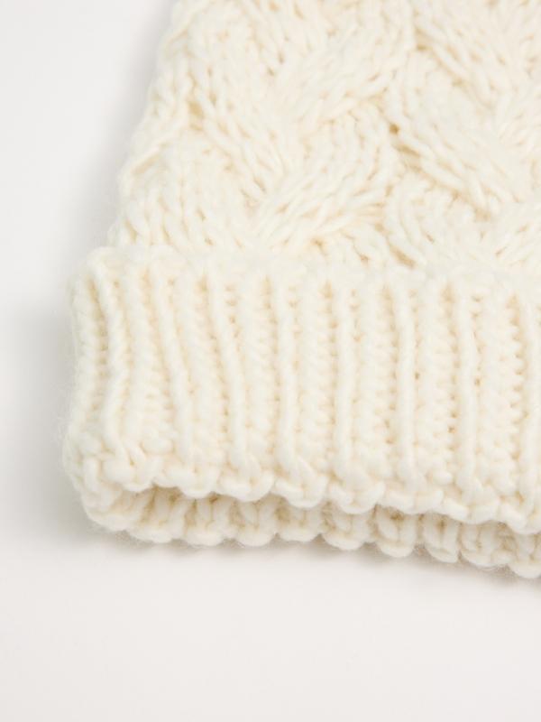 In side Gorro trenzado pompón ÚLTIMAS EDICIONES